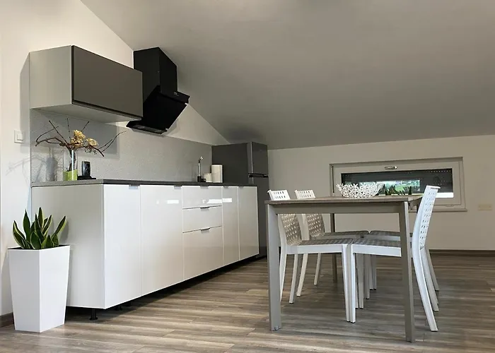 Apartma Fojana Lejlighed *