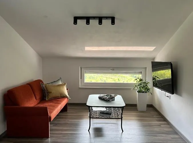 Apartma Fojana דירה